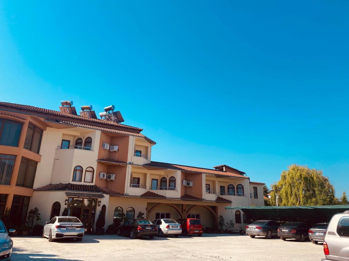 Rritja E Koranit Hotel Tushemisht Luaran gambar