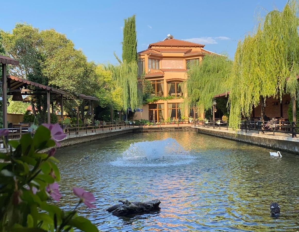 Rritja E Koranit Hotel Tushemisht Luaran gambar