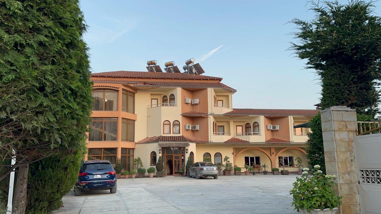 Rritja E Koranit Hotel Tushemisht Luaran gambar