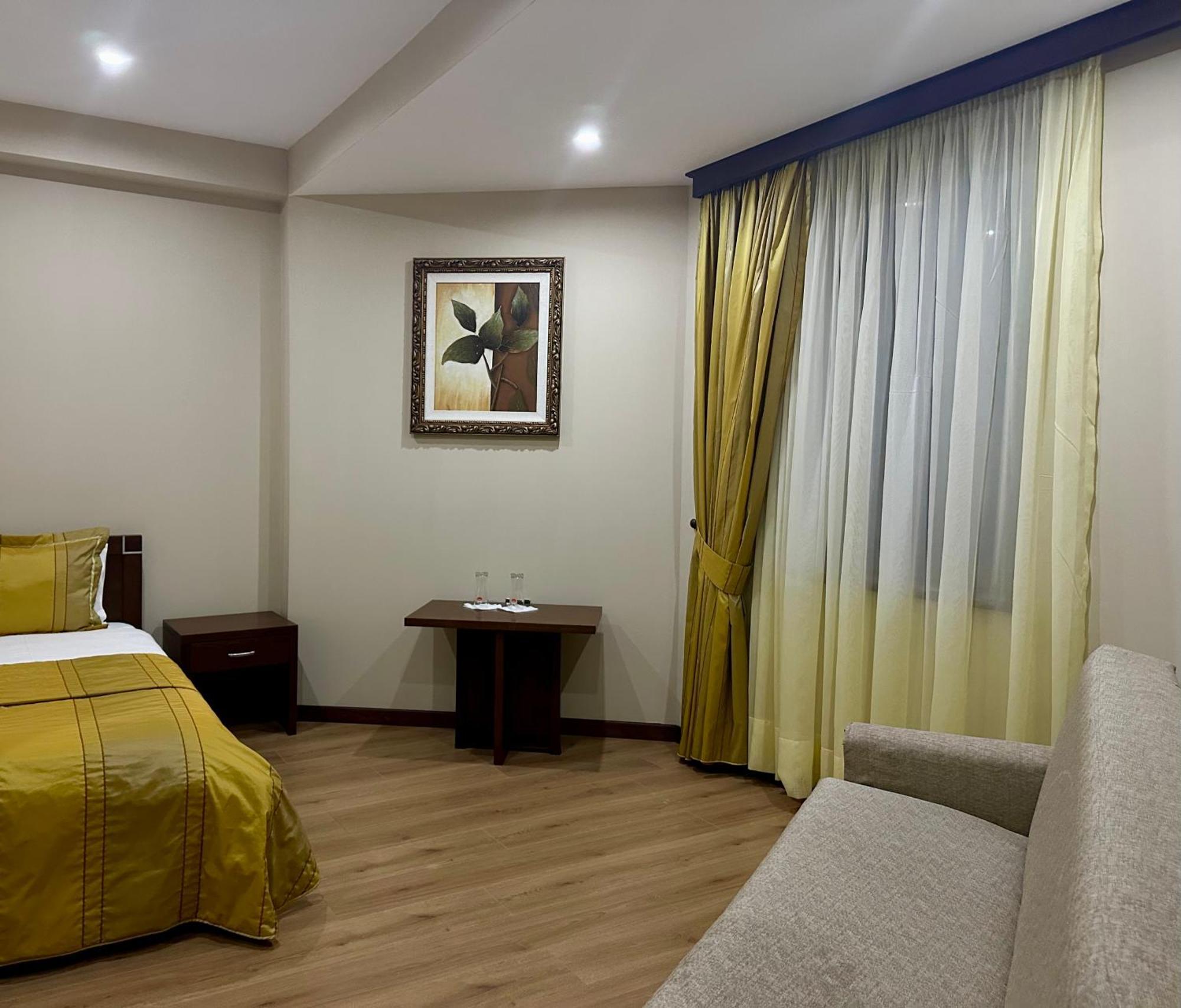 Rritja E Koranit Hotel Tushemisht Luaran gambar