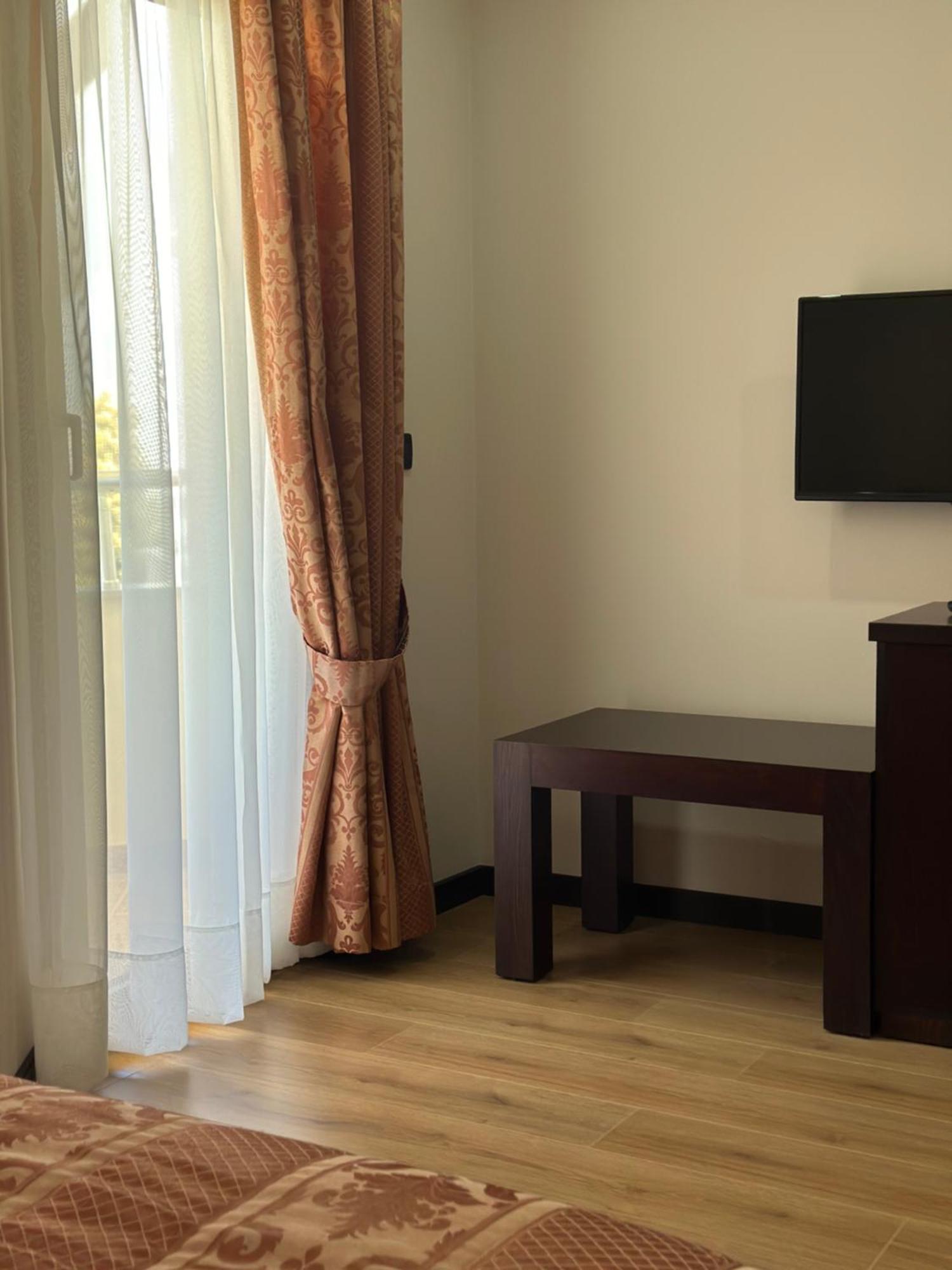 Rritja E Koranit Hotel Tushemisht Luaran gambar